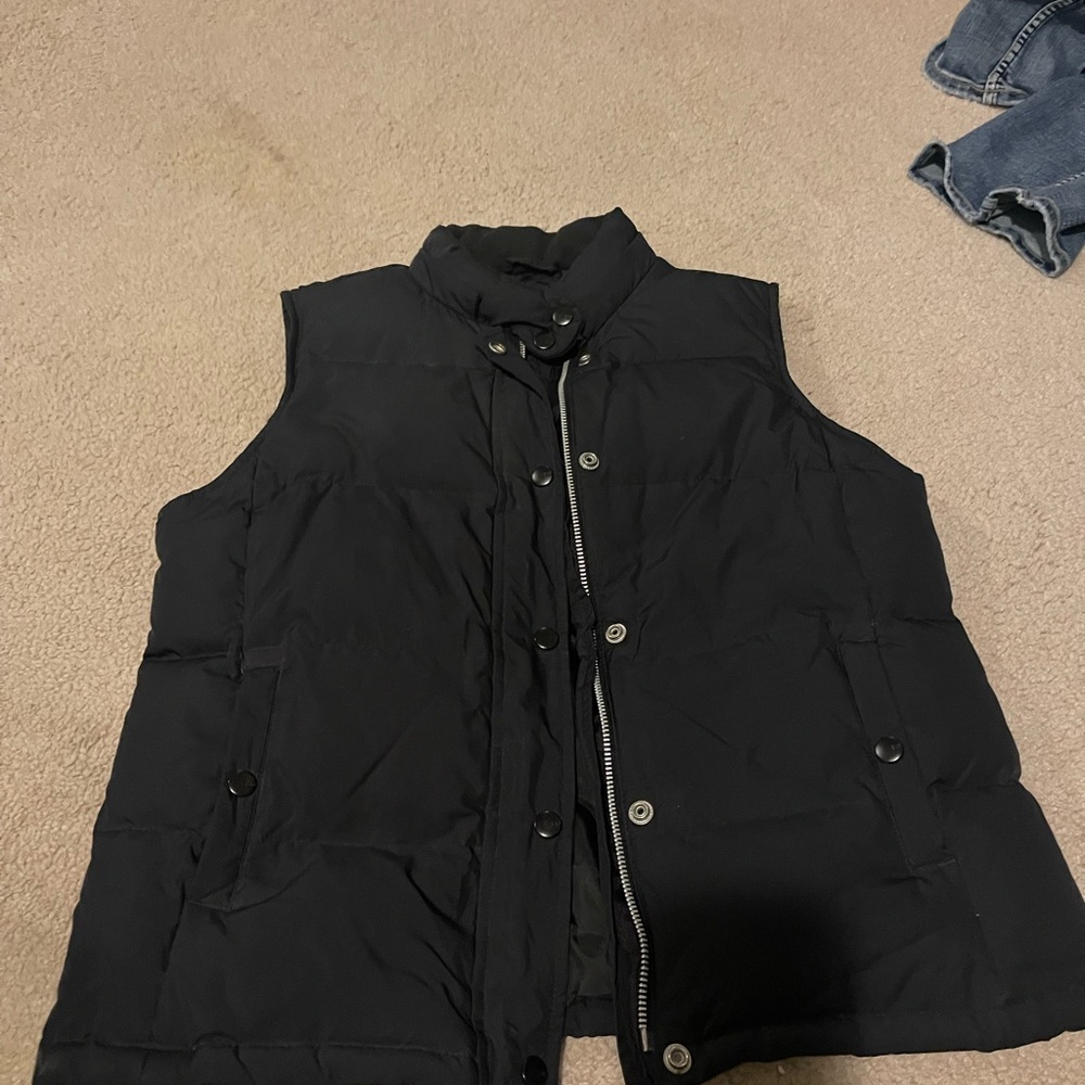 GAP Black Puffer Vest
